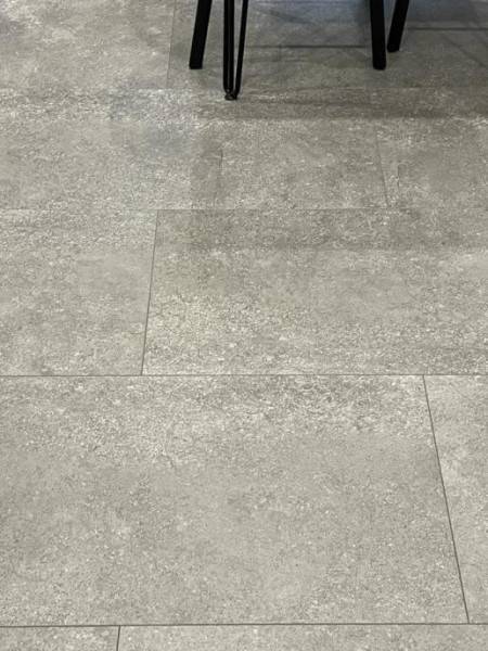 carrelage sol aspect béton